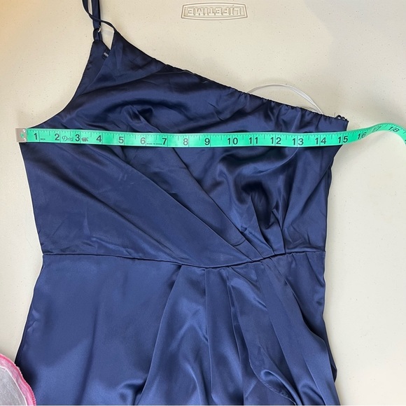 Lulus Navy Blue Satin One-Shoulder Asymmetrical Midi Dress size Small NWT - Picture 16 of 16